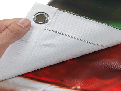 尤溪喷绘和刀刮布的工艺区别。